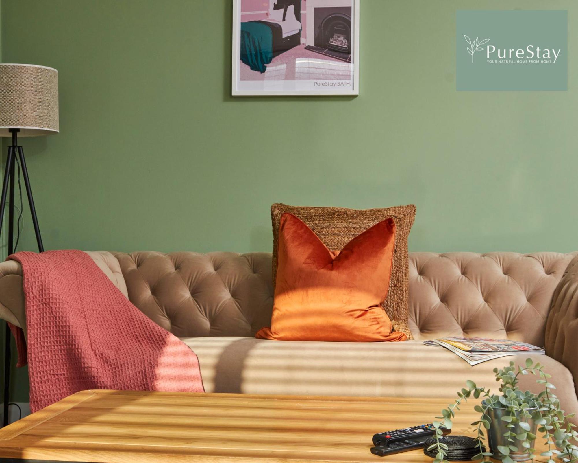 Superb House Manchester Near Etihad With Free Parking Sleeps 8 Zewnętrze zdjęcie