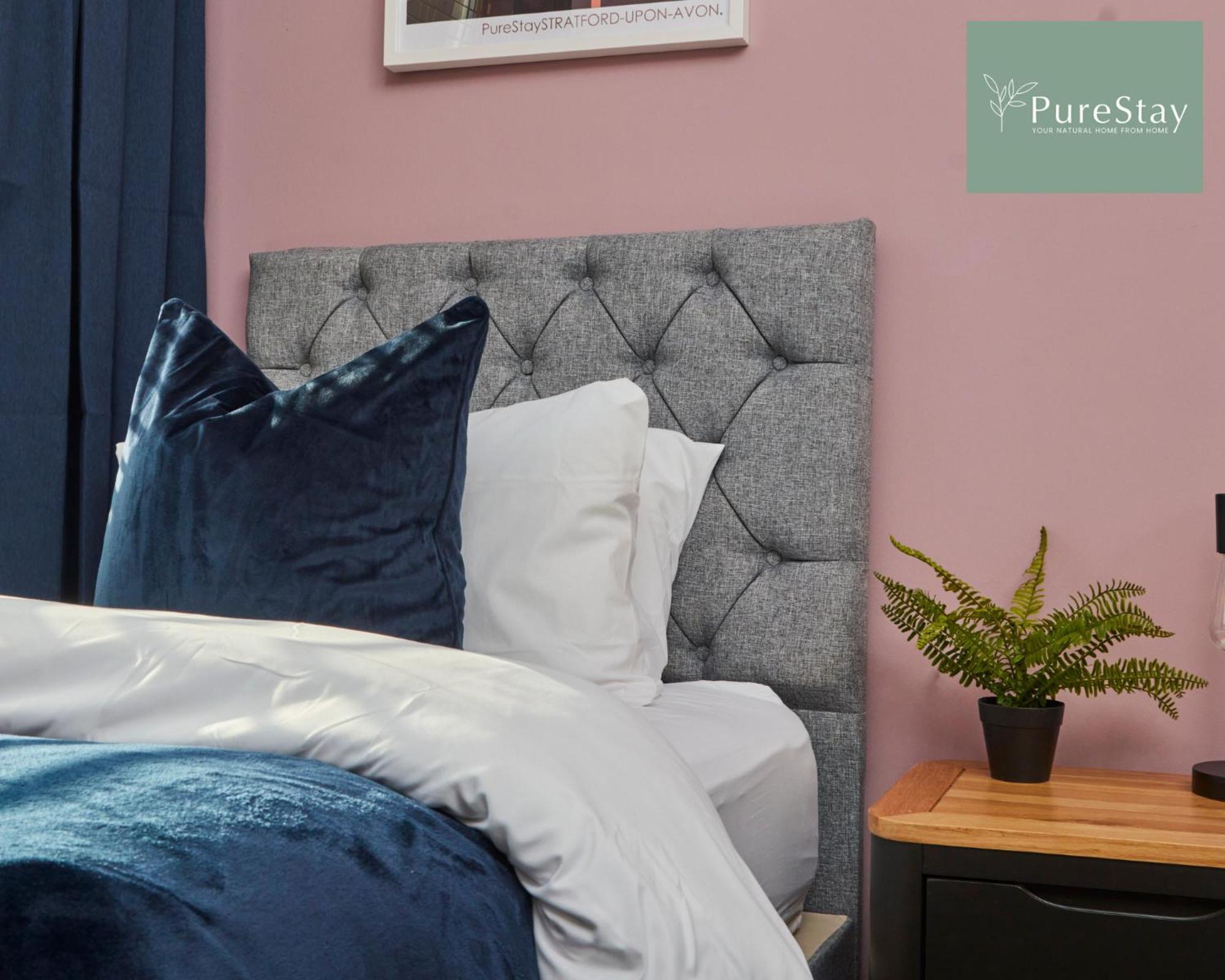 Superb House Manchester Near Etihad With Free Parking Sleeps 8 Zewnętrze zdjęcie