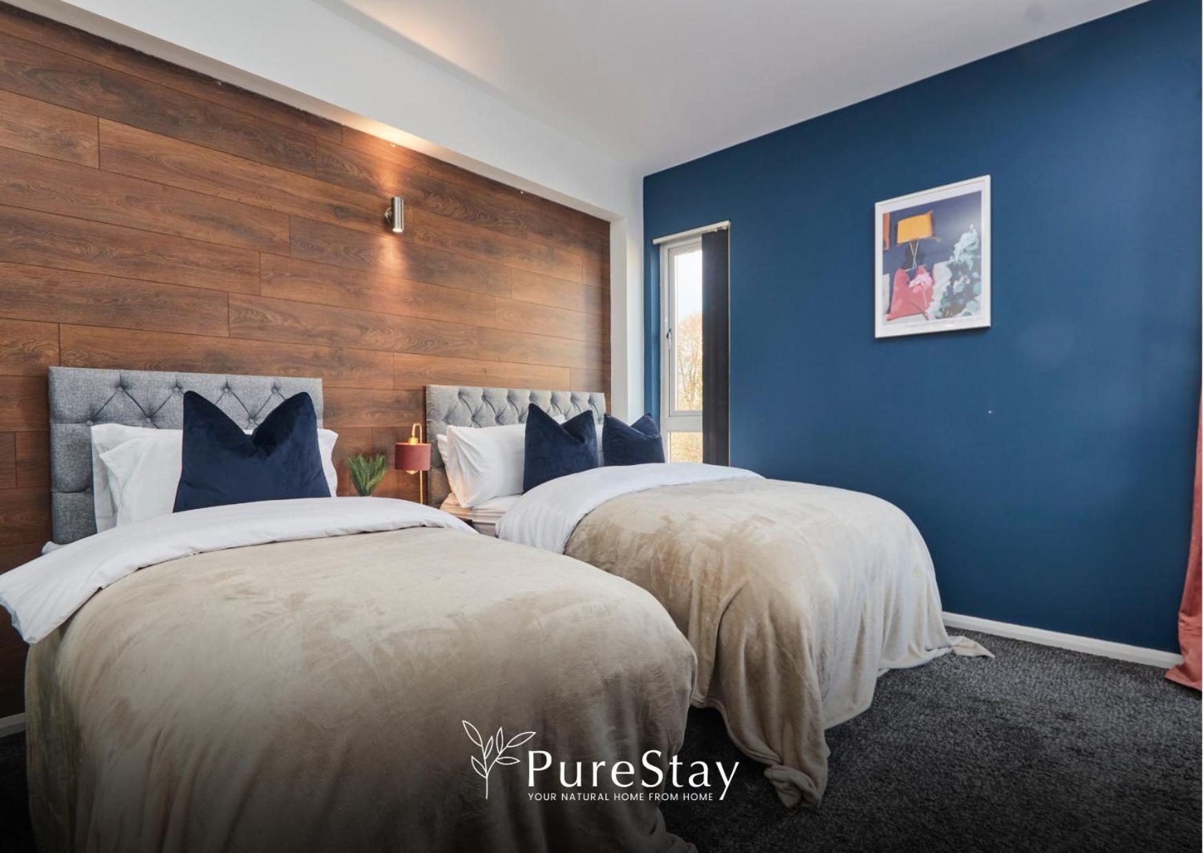 Superb House Manchester Near Etihad With Free Parking Sleeps 8 Zewnętrze zdjęcie